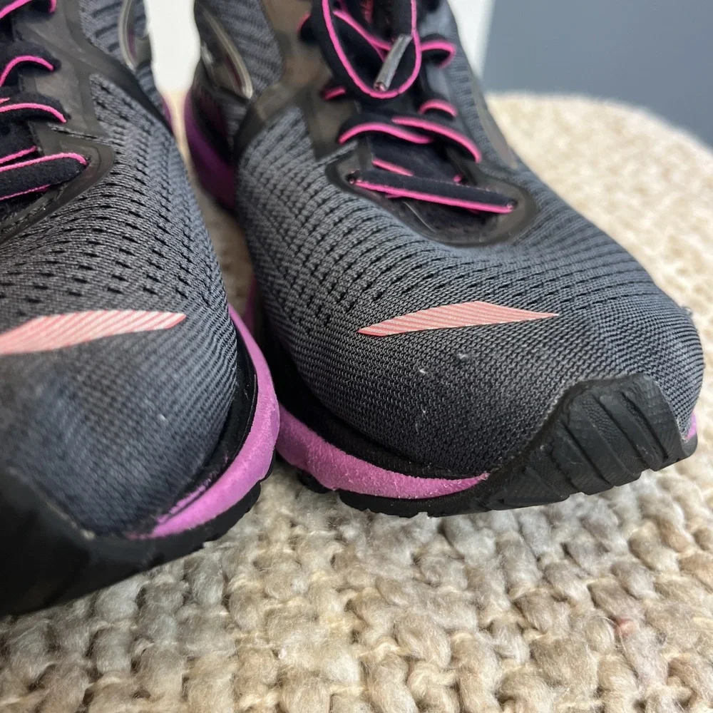 Brooks Womens Adrenaline GTS 20‎ 1202961B062 Black Running Shoes Sneakers Sz 8